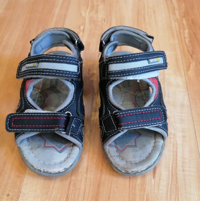 Sandałki dla chłopca roz 26