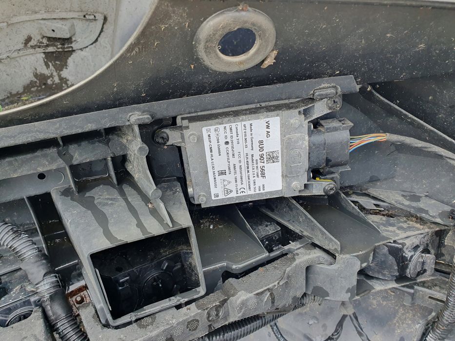 zderzak tył tylny audi q3 8u lift kpl radar pdc