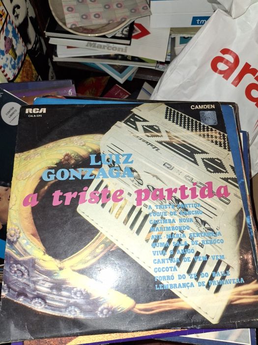 Bana Nat king cole rod stewart simon garfunkel Amália mix