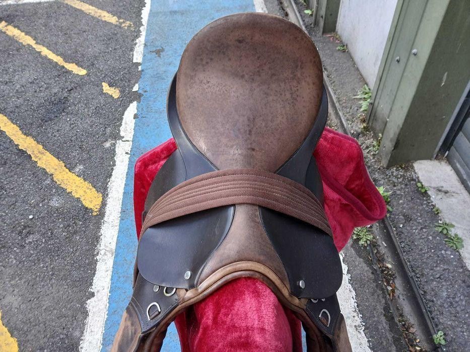 Siodło Wszechstronne 18" Skórzane + pas