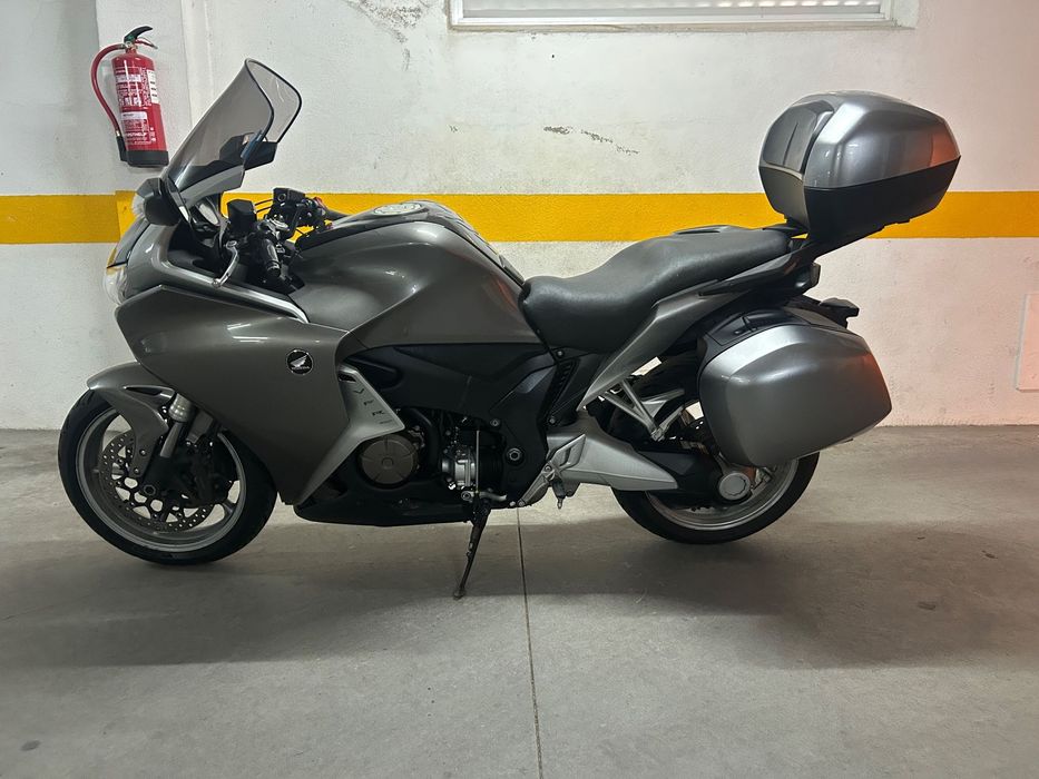 Honda VFR VFR 1200 f