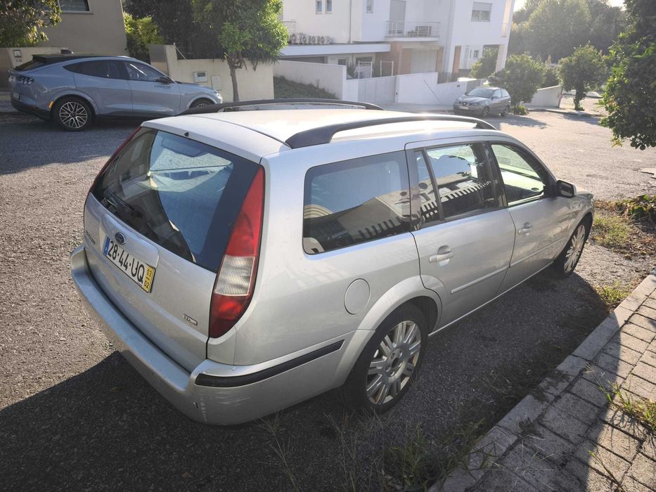 Ford Mondeo 2003 — photo 2