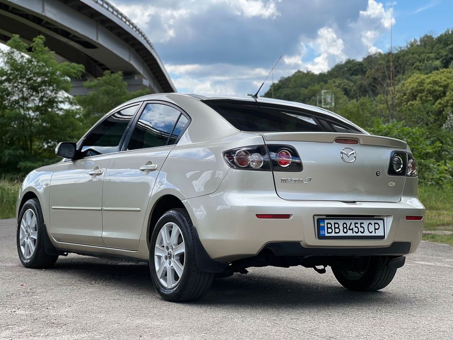Mazda 3 2008р 1.6 бензин