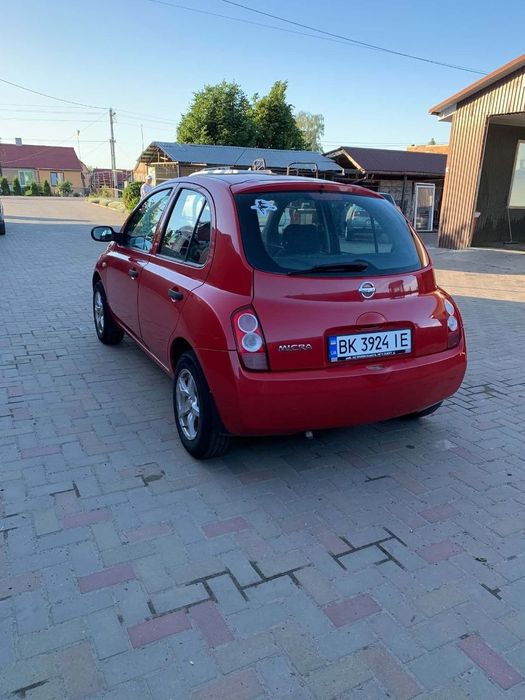 Nissan Micra надійне та економне авто