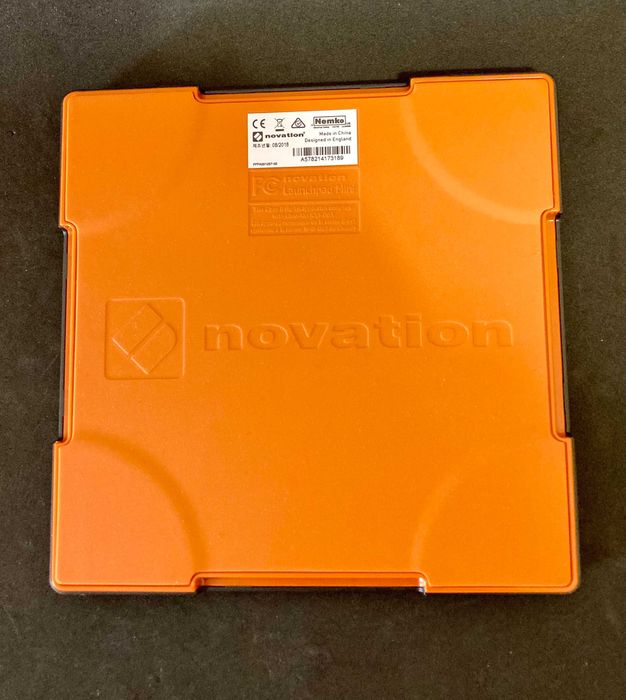 Novation Lauchpad Mini. Como novo e sem riscos. Licença do Ableton Live Lite.