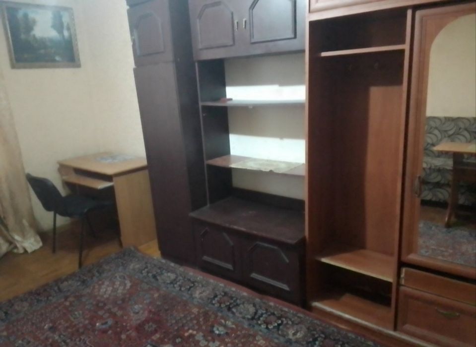 Здам місце в кімнаті для хлопчика на Космонавтів.