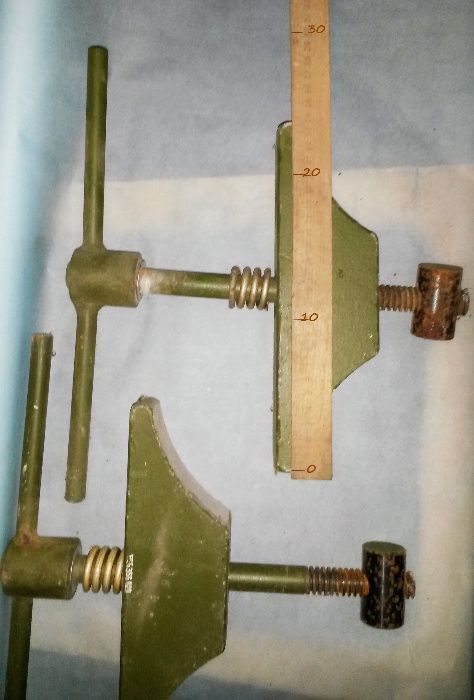 Держатель прижимной для автотехники