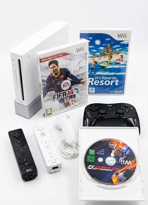 Ігрова приставка Nintendo Wii + Великий комплект (Wii Sports Resort, Classic Pro)