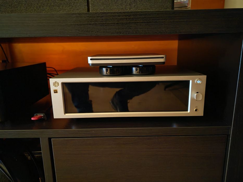 Hi fi Rose RS 201e - stream+dac + ampl