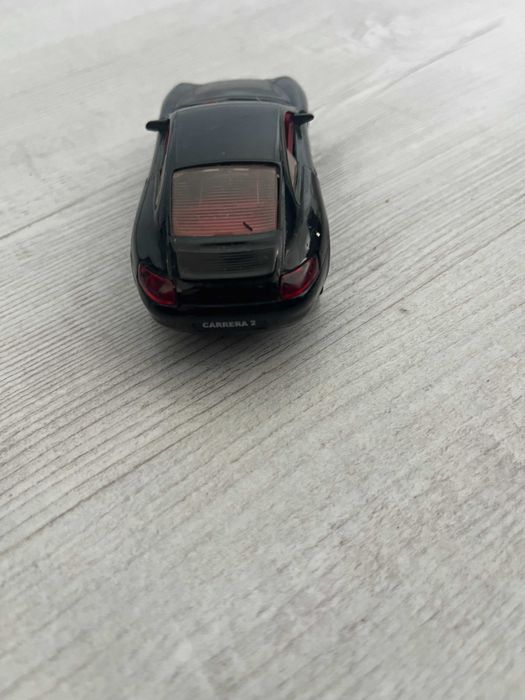 Model Porsche Carrera 2 1:43