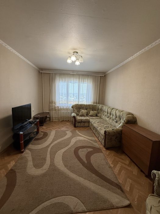 Продам квартиру Песочин