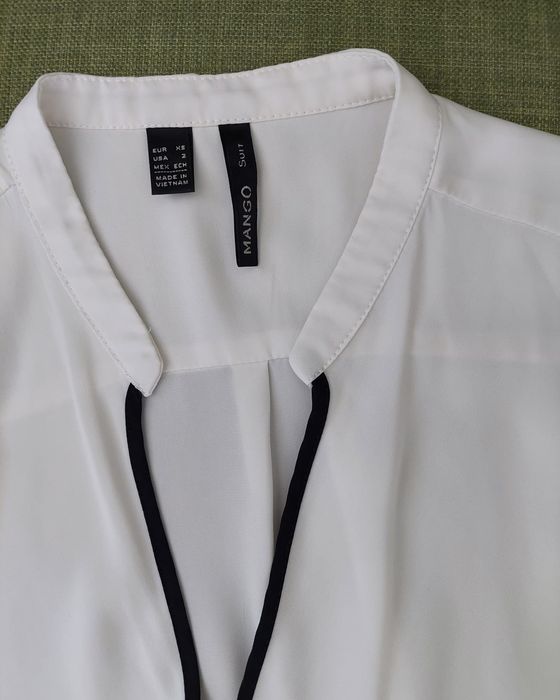 Blusa Mulher Branca MANGO