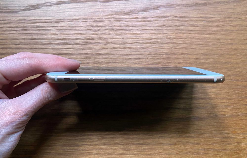 iPhone 8 Plus 64GB -Rose Gold- Com garantia, bateria nova e acessórios