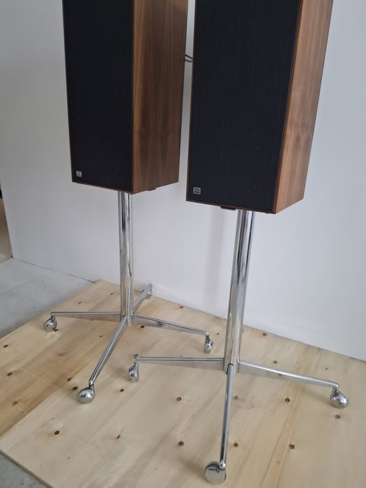 Kolumny ITT 4030S+ stendy
