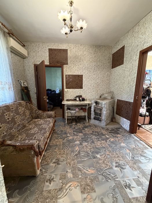 Продам Дом в Ингулецком районе Нкгок ул.Аглостроевская.