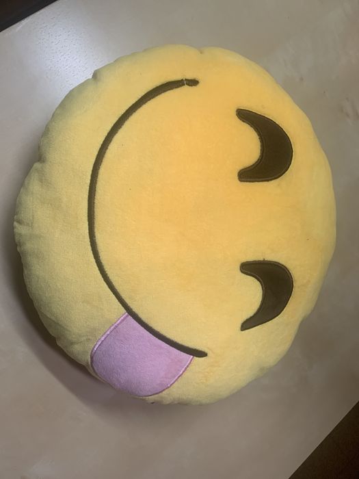 Conjunto 3 almofadas emojis