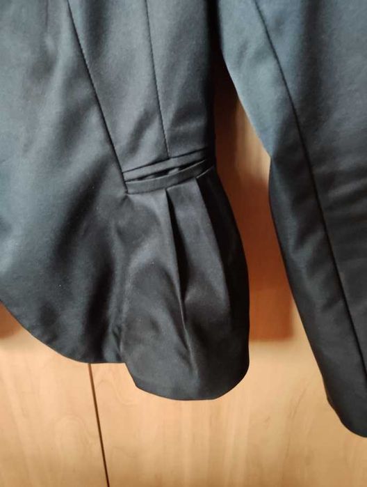 Bor-Hen Satynowy czarny żakiet r. 36 / S cienki