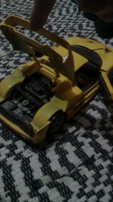 3 Carros de Coleção 25cm de comprimento