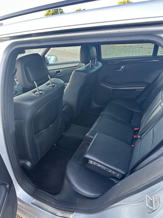 Mercedes Benz E220460689483792404488