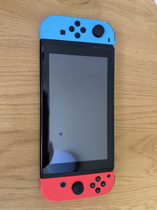 Продам Nintendo Switch