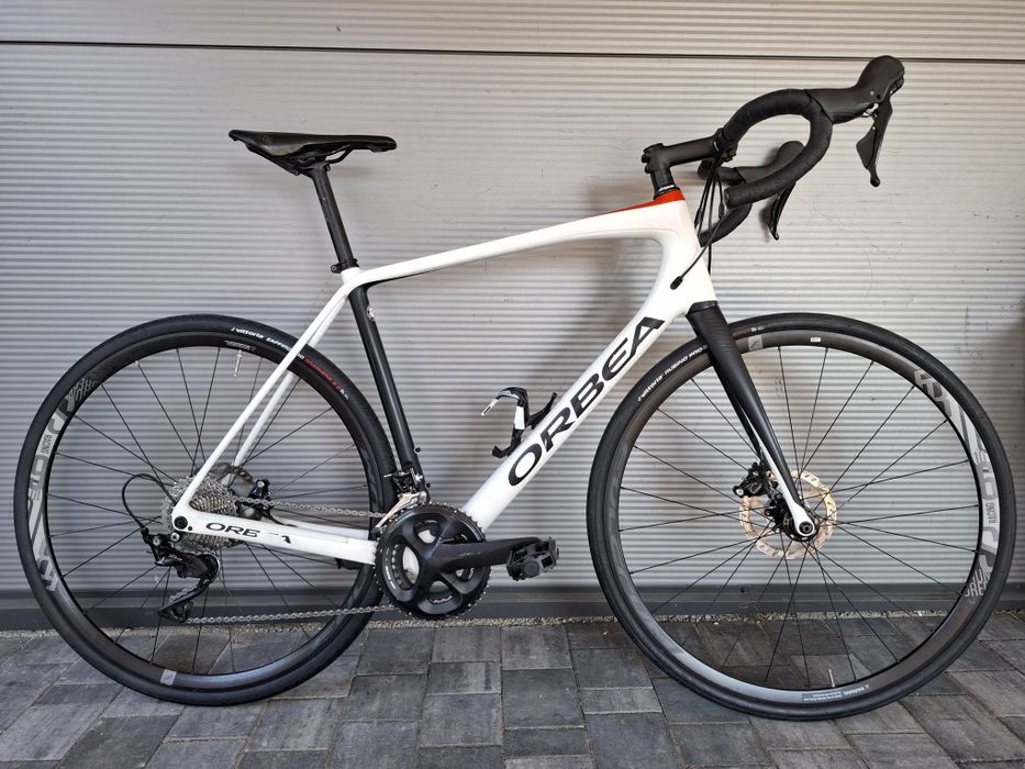 Rower szosowy szosa kolarka Orbea Avant M30 carbon 57 L / XL Shimano 105 tarcze  hydraulika
