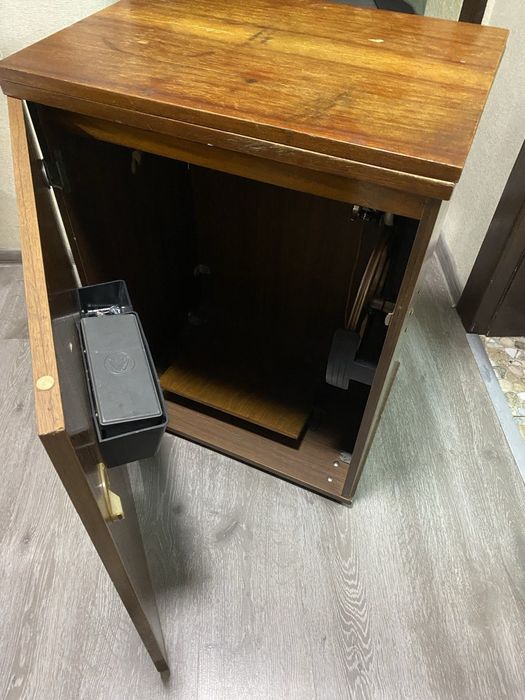 Швейна машина, продаж.