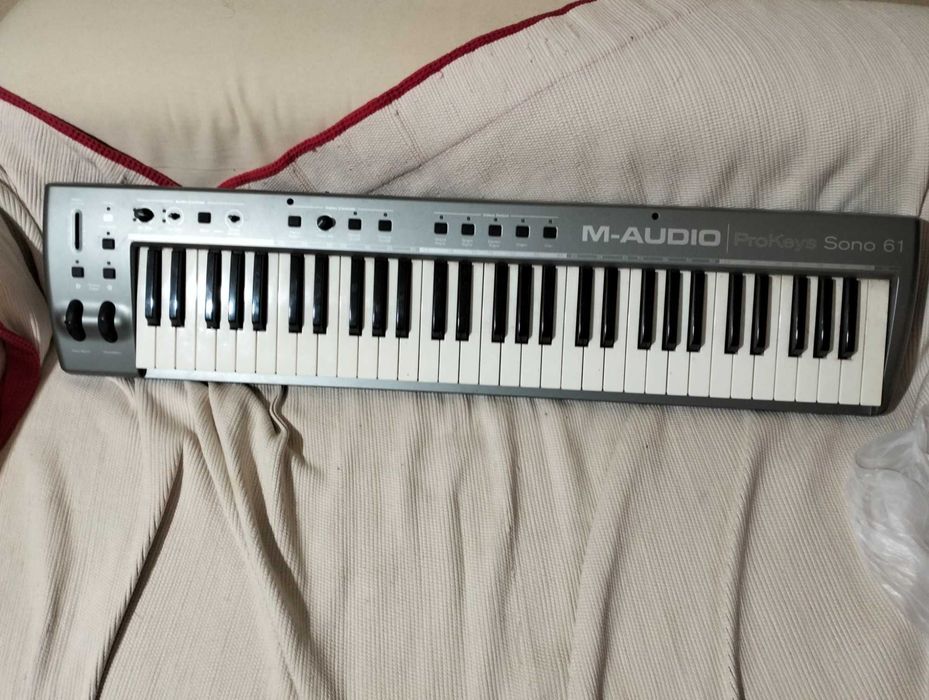 Teclado M-AUDIO estimado