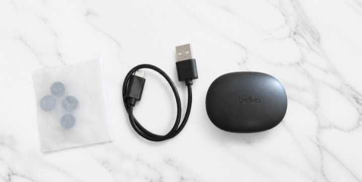 Belkin SoundForm Bolt- Auriculares Bluetooth sem fio