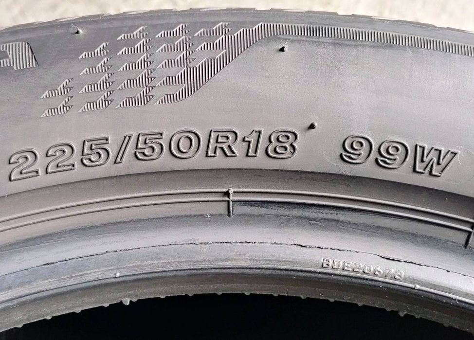 Шини літні R18 225/50 Bridgestone Turanza T005