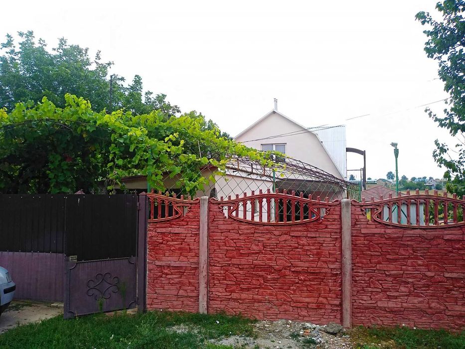 двоповерховий будинок у Сичавці Одеська область