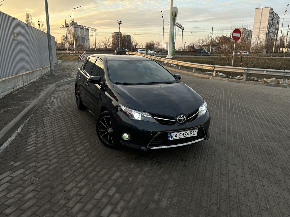 Toyota Auris 2013 1.6