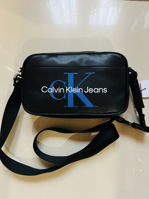 Nowa Torebka listonoszka/nerka Calvin Klein