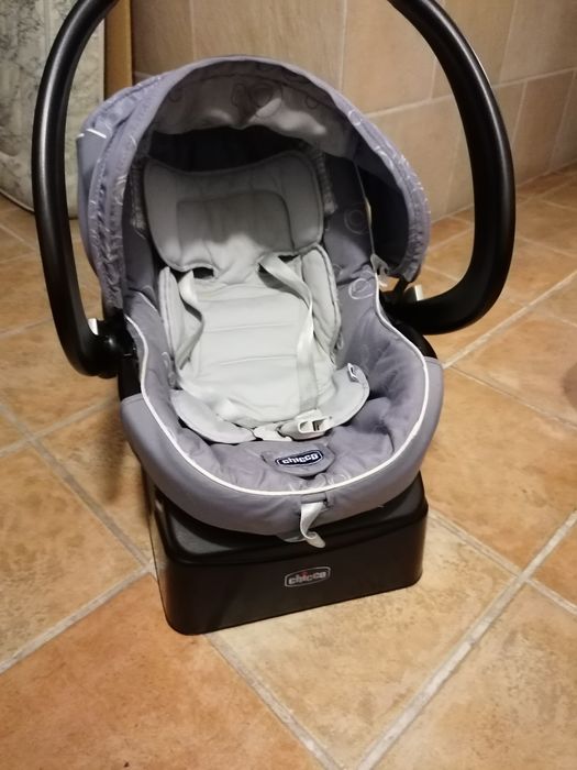 Alcofa Chicco e Ovo Chicco de bebé