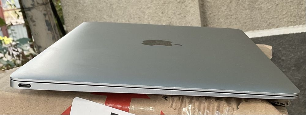 macbook 12 inch 2017 silver 8/256