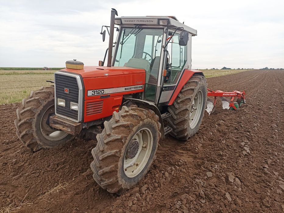 Massey Ferguson 3120