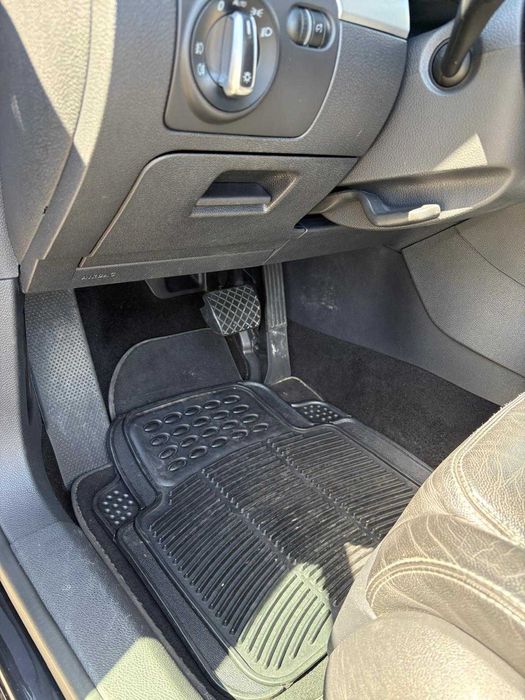 Volkswagen Golf VI 1.6 TDI caixa DSG