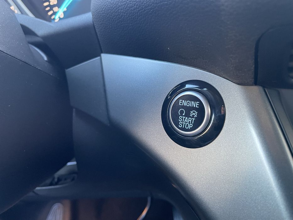 Продам Ford Kuga 2017 года дизель без подкрасов с родным пробегом