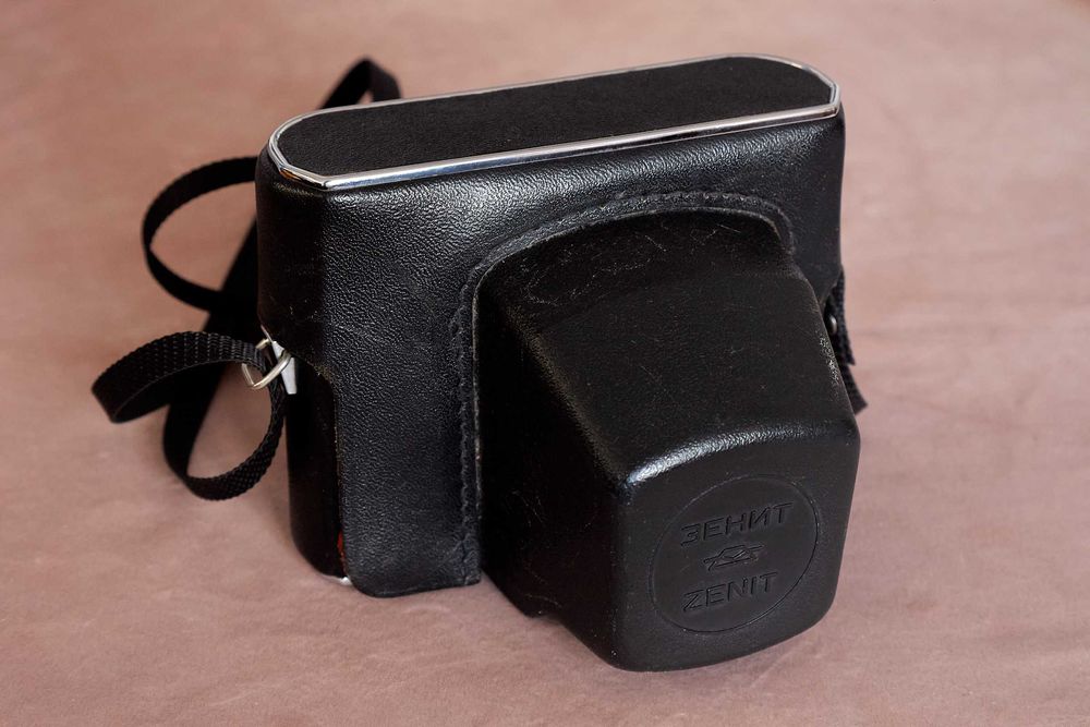 Pokrowiec Futerał Etui Zenit 12XP Zenit 11 Zenit Ca | z paskiem