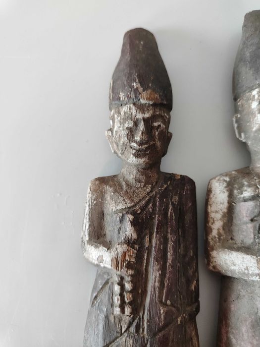 esculturas antigas de origem asiática