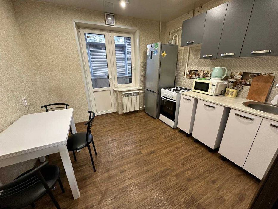 Подобова/ погодинна оренда квартири Павлоград