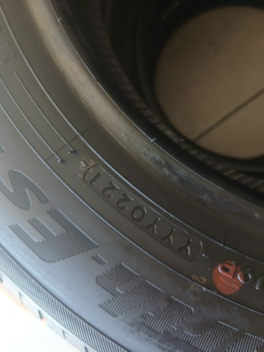 2 pneus 175 65 r14 Yokohama