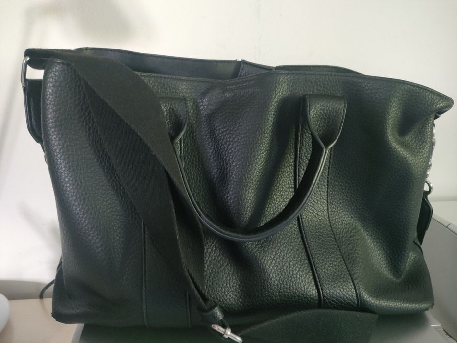 Vendo mala de senhora