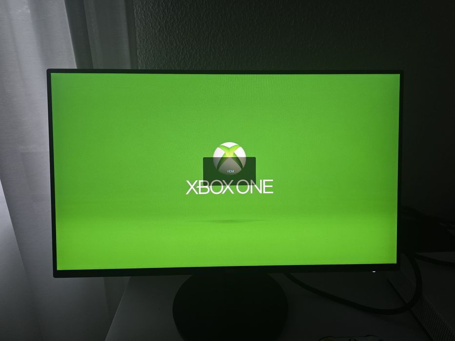 Troco monitor AOC 24 polegadas436154909234319361