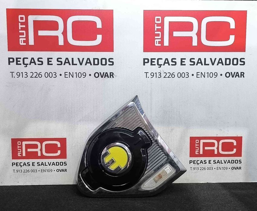 Tampa de carregamento MINI MINI COUNTRYMAN (F60) ano 2020