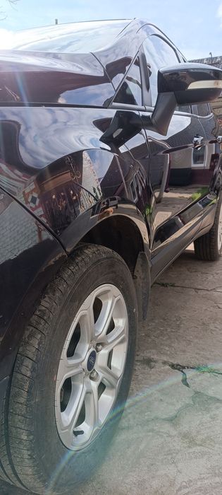 Авто в гарному стані. Розмитнене ,сертифіковане готове до обліку