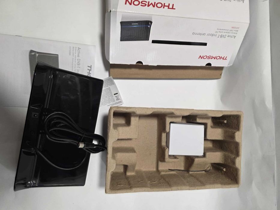 Antena pokojowa THOMSON DVB-T ANT1538BK