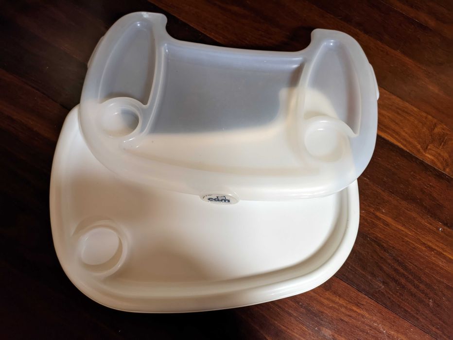 Cadeira de refeição para bebé