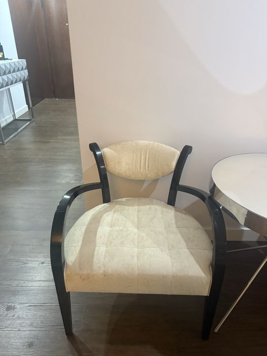 Poltronas disponiveis, preçis variados entre 500€ a 150€