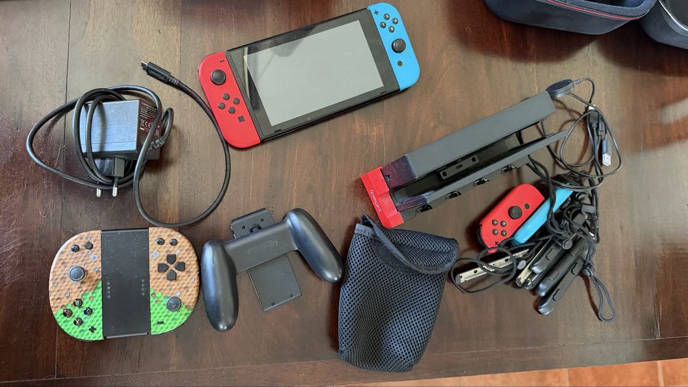 Nintendo Switch com muitos extras