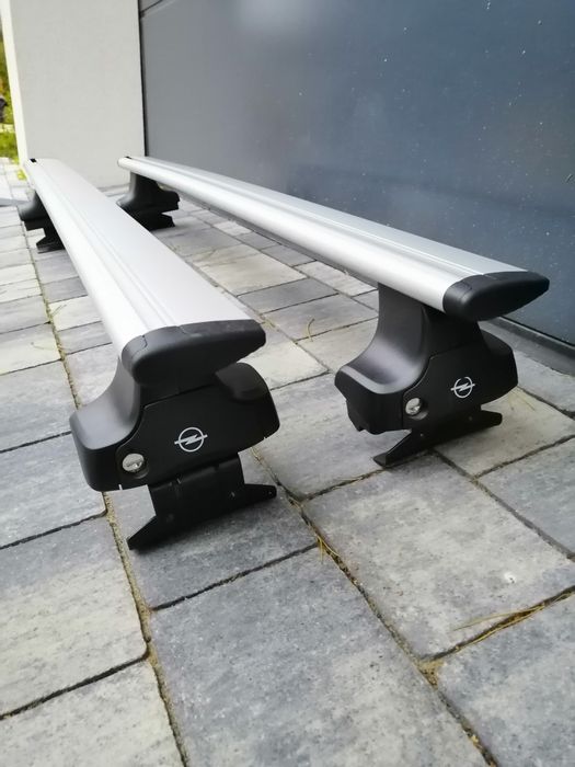 Bagażnik dachowy belki Thule Wingbar Opel Crossland